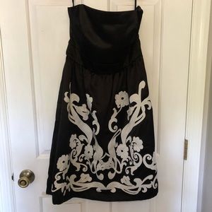 Strapless black and white dress